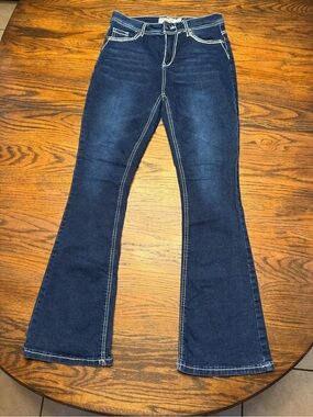 Woman’s Blue Jeans Size 7/28 Celebrity Ace Brand